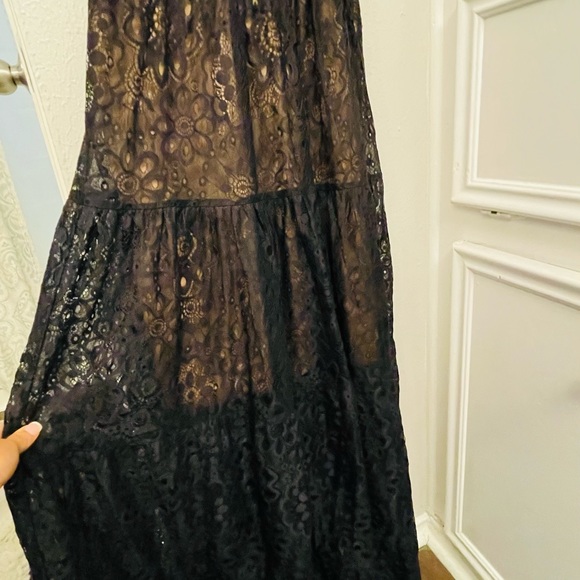 NWT XS Dress the Population long midi beige with long black lace V neck dress - Picture 5 of 8